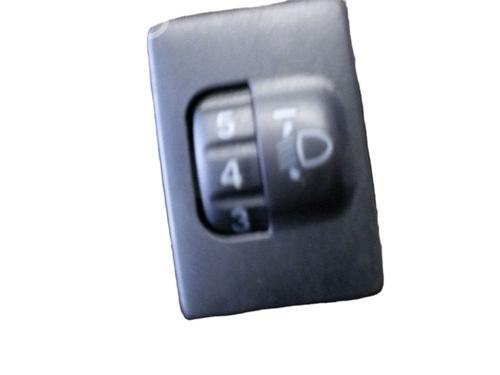 Used Switch TOYOTA YARIS (_P9_) 1.3 VVT-i (NCP90_, NCP90R) (86 hp) 30640311