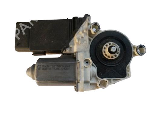 Rudehejsemotor forskærm venstre VW GOLF IV (1J1) 1.9 TDI (90 hp) 15701802