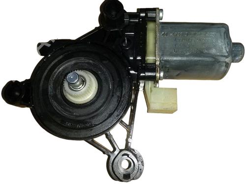 Used Left front window motor VW GOLF VII Variant (BA5, BV5) 1.6 TDI (105 hp) 30639941