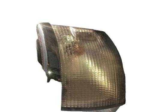 Used Left front indicator VW TRANSPORTER T4 Bus (70B, 70C, 7DB, 7DK, 70J, 70K, 7DC, 7DJ) 2.5 TDI (102 hp) 15700163