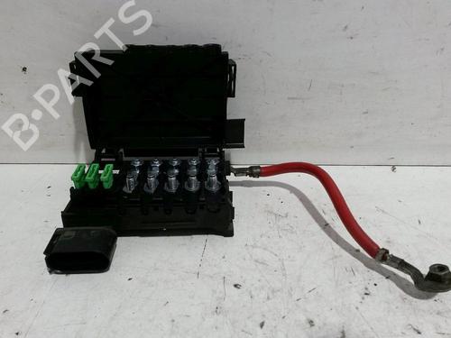 Fuse box SEAT LEON (1M1) 1.9 TDI | BP29044648E1