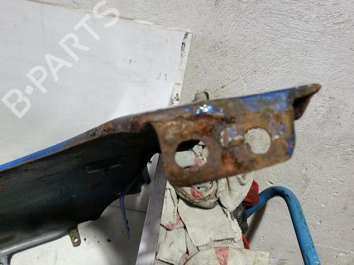 Used Left front fenders VW POLO IV (9N_, 9A_) 1.2 (54 hp) 29317121