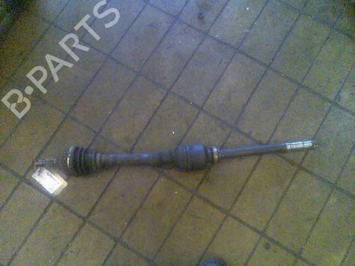 Arbre de transmission avant droit CITROËN XSARA Break (N2) 1.9 TD (90 hp) 16818195