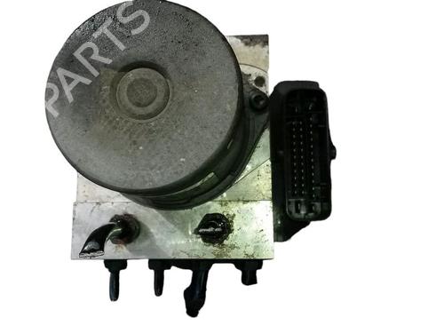 Used ABS pump HYUNDAI i30 (FD) 1.6 CRDi (116 hp) 15705428
