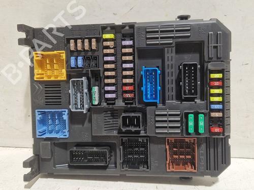 Used Fuse box OPEL CROSSLAND X / CROSSLAND (P17, P2QO) 1.5 Turbo D (75) (120 hp) 30628830