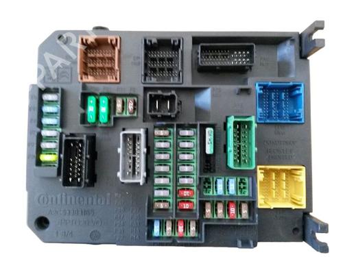 Used Fuse box CITROËN C4 II (NC_) 1.4 VTi 95 (NC8FP0) (95 hp) 15706853