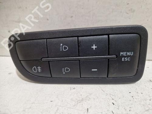 switch-fiat-punto-199_-2012-31981890 main image