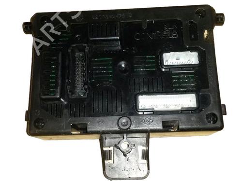 Used Control unit RENAULT CLIO III (BR0/1, CR0/1) 1.2 16V (BR02, BR0J, BR11, CR02, CR0J, CR11) (75 hp) 15699365