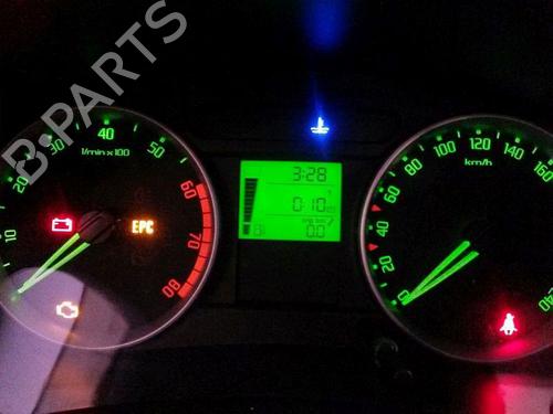 Instrument cluster SKODA ROOMSTER (5J7) 1.2 (70 hp) 15706423