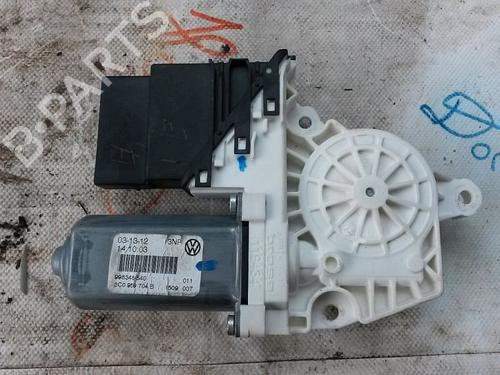 Right rear window motor VW GOLF VI Variant (AJ5) 1.2 TSI | BP15701156E22 
