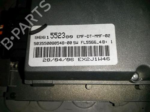Display monitor PEUGEOT 407 SW (6E_, 6D_) 2.0 HDi 135 | BP15703518C48