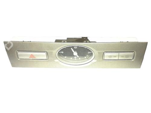 Multifunctionele display FORD MONDEO III Turnier (BWY) 2.0 16V TDDi / TDCi (115 hp) 15698008