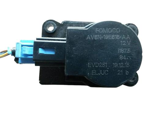 Used Heater matrix box FORD FOCUS III Turnier 1.0 EcoBoost (100 hp) 30640050