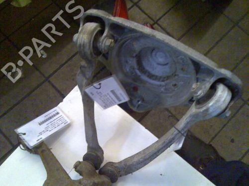 Venstre bagtil bærearm AUDI A4 B5 Avant (8D5) 1.9 TDI (90 hp) 15693674