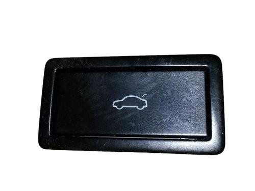 Spak kontakt VW PASSAT B8 (3G2, CB2) 1.4 GTE Hybrid (218 hp) 30640100