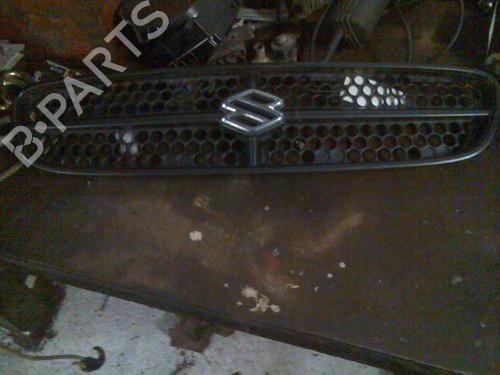 Grille SUZUKI BALENO Hatchback (EG) 1.3 i 16V (SY413) (85 hp) 15694606