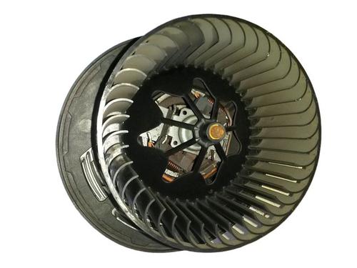 Used Heater blower motor BMW 1 (E87) 118 d (122 hp) 15709725