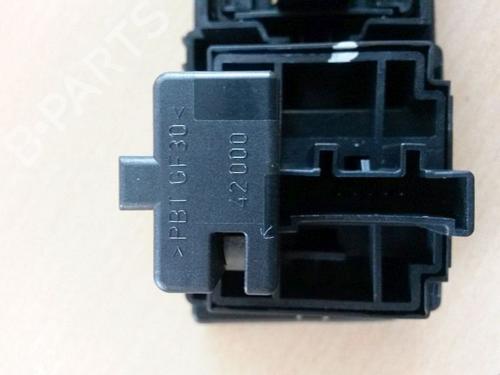 Switch RENAULT SCÉNIC III (JZ0/1_) 1.5 dCi | BP15698810I30 