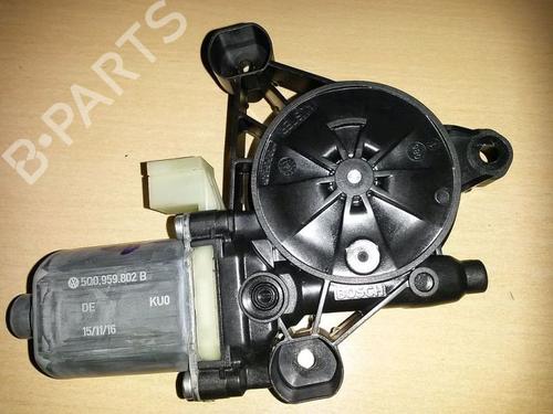 Right front window motor VW GOLF VII (5G1, BQ1, BE1, BE2) 1.2 TSI | BP15700901E20 