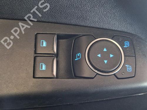 switch-ford-fiesta-vii-hj-hf-2017-32505870 main image