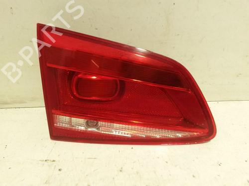 Venstre baglygte bagklap VW PASSAT B7 Variant (365) 2.0 TDI (140 hp) 26129395