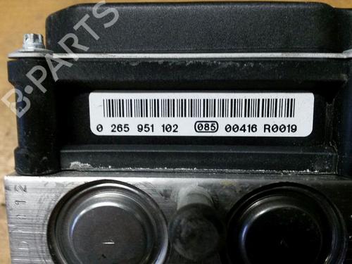 ABS pump FIAT BRAVO II (198_) 1.4 (198AXA1B) | BP15708373M43 