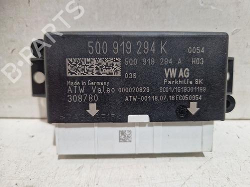 Used Electronic module Electronic module VW GOLF VII (5G1, BQ1, BE1, BE2) 1.6 TDI (110 hp) 33549075 33549075