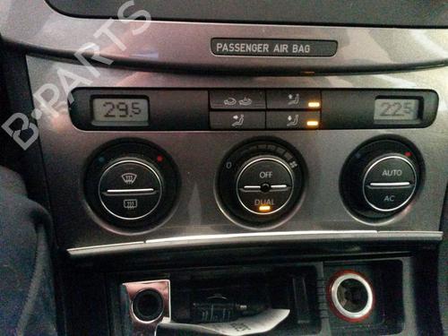 Used Climate control VW PASSAT B6 Variant (3C5) 1.9 TDI (105 hp) 21098606