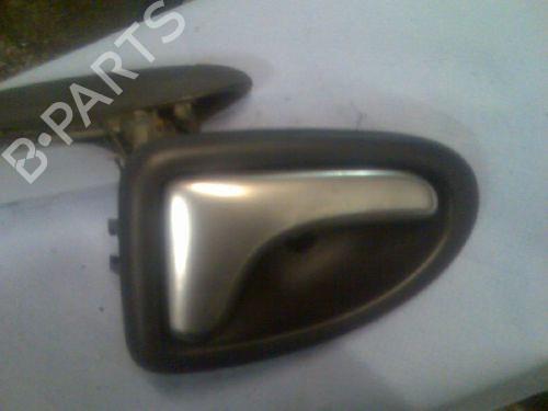 Used Front right exterior door handle RENAULT CLIO II (BB_, CB_) 1.2 (75 hp) 30639634