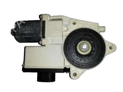 Rudehejsemotor bagstkærm højre BMW X3 (E83) 2.0 d (150 hp) 15702863