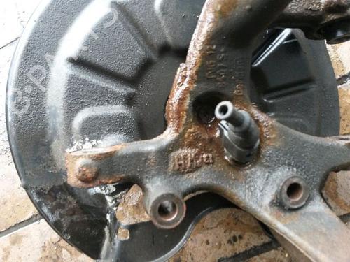 Right rear steering knuckle VW TOURAN (1T3) 1.6 TDI | BP27990682M28 