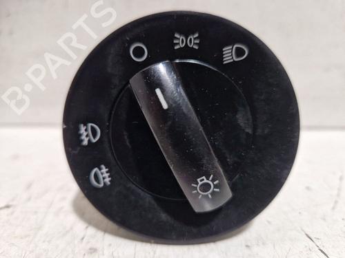 Used Headlight switch VW POLO IV (9N_, 9A_) 1.2 (54 hp) 30732933