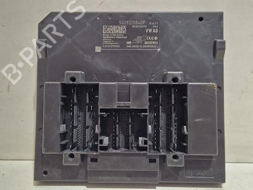 Used Electronic module SKODA SUPERB III Estate (3V5) 2.0 TDI (150 hp) 32394431