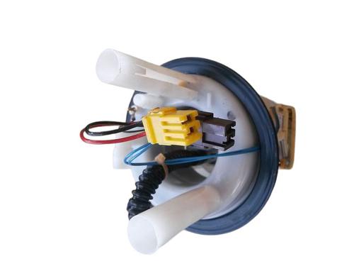 Used Fuel pump MERCEDES-BENZ A-CLASS (W169) A 150 (169.031, 169.331) (95 hp) 15699004
