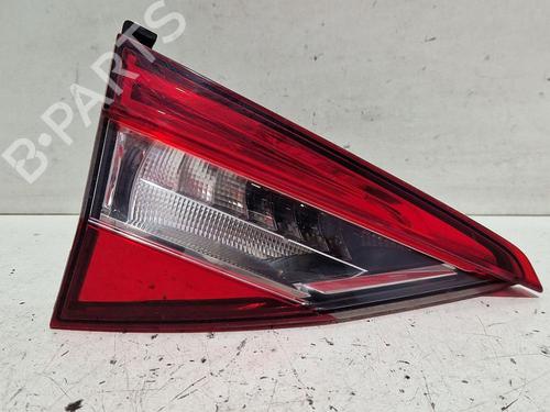 Venstre baglygte bagklap SKODA SUPERB III Estate (3V5) 2.0 TDI (150 hp) 32383025