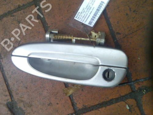 Venstre foran utvendig håndtak MAZDA 626 V Hatchback (GF) 1.9 (GF8P) (100 hp) 27701407