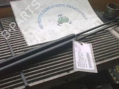 Used Tailgate lift support RENAULT ESPACE III (JE0_) 2.0 (JE0A) (114 hp) 15695627