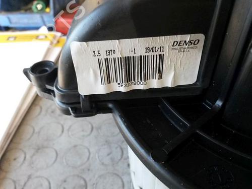 Heater blower motor CITROËN C4 Grand Picasso I (UA_) 1.6 HDi 110 | BP17077418M62 