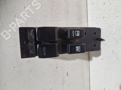 switch-suzuki-swift-iii-mz-ez-2005-37018852 main image