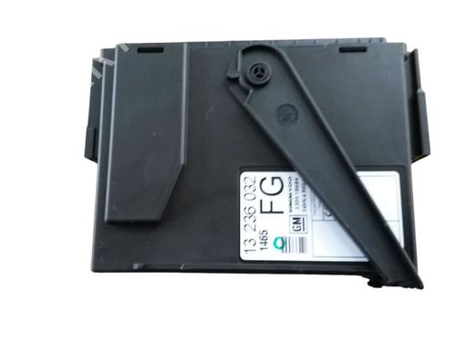 Unité de contrôle OPEL CORSA C (X01) 1.0 (F08, F68) (60 hp) 15705732