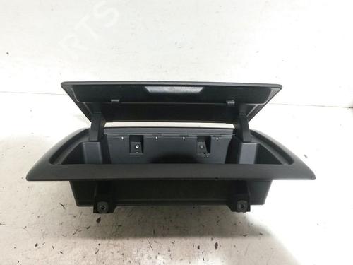 Bekerhouder/Voorwerpenhouder BMW 1 (E81) 116 d (116 hp) 30280238