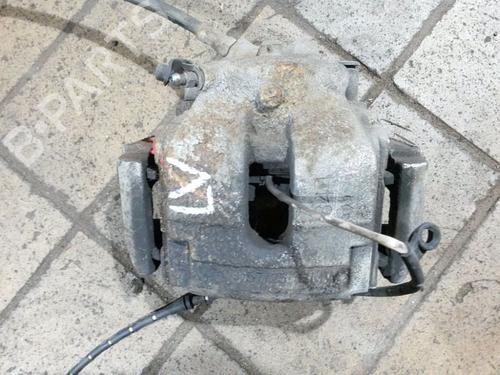 Venstre bremsekaliper foran BMW X3 (E83) 3.0 d (218 hp) 26912741