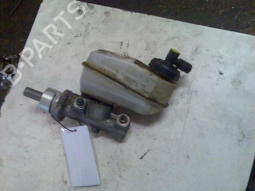 Used Brake master cylinder RENAULT MEGANE I (BA0/1_) 1.4 16V (BA0D, BA1H, BA0W, BA10) (95 hp) 15694039