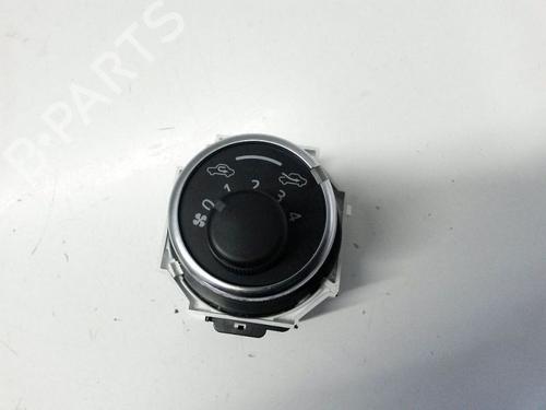 Used Switch TOYOTA YARIS (_P13_) 1.0 (KSP130) (72 hp) 16901514