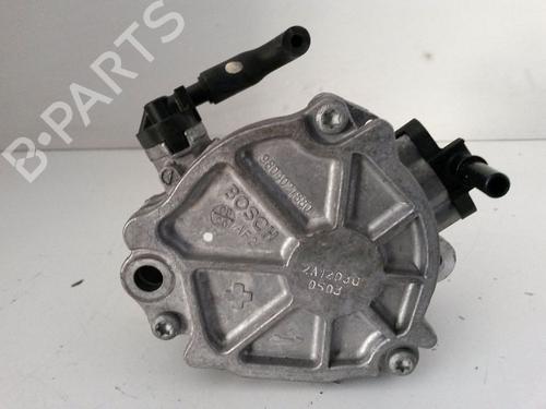 Used Vacuum pump FORD FIESTA VII (HJ, HF) 1.5 TDCi (86 hp) 25838376