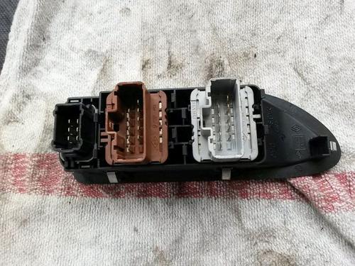 Switch RENAULT LAGUNA II Grandtour (KG0/1_) 2.0 16V Turbo (KG0S, KG1L, KG03) | BP15705341I30 