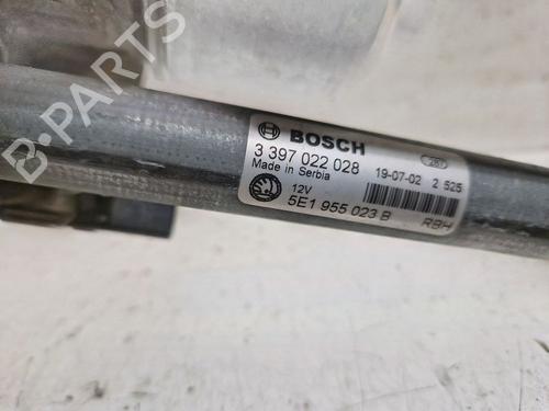 Used Front wiper motor SKODA OCTAVIA III Combi (5E5, 5E6) 2.0 TDI (150 hp) 30966549