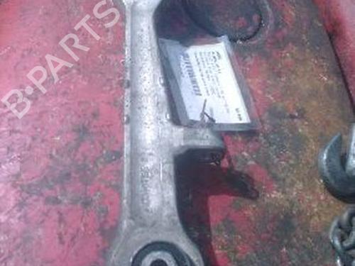 Brazo Suspension delantero derecho AUDI A4 B5 (8D2) 1.8 (125 hp) 15693535