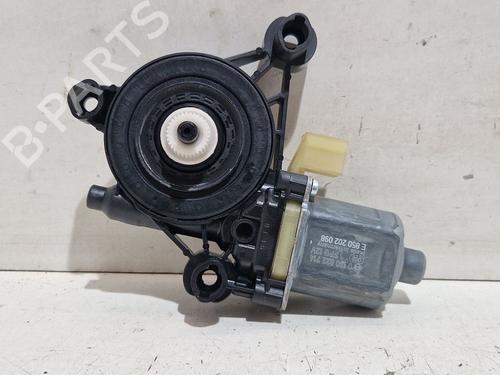 Used Right rear window motor Right rear window motor SKODA SUPERB III Estate (3V5) 2.0 TDI (150 hp) 32394426 32394426