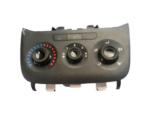 Used Climate control FIAT PUNTO (199_) 1.4 Bifuel (78 hp) 30639731